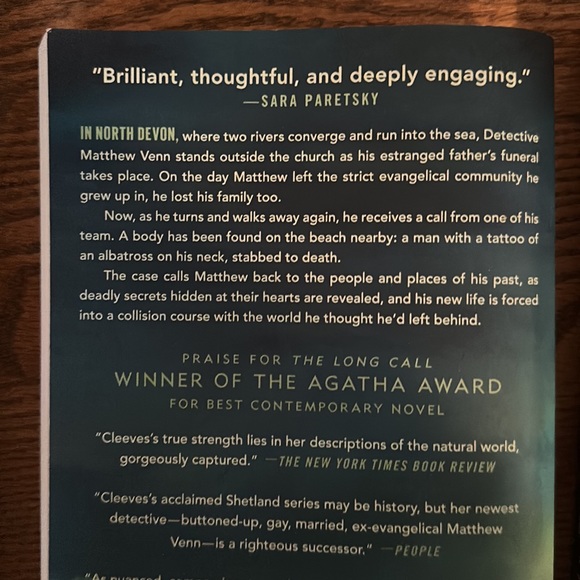 Book bundle - Picture 3 of 4